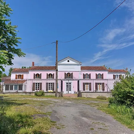 Nocleg ze śniadaniem Maison Rouge 3*