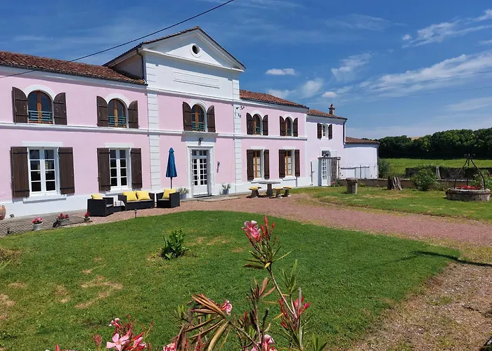 Maison Rouge 3* Saint-Jean-d'Angely