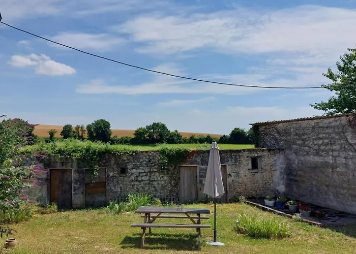 Bed & Breakfast Maison Rouge 3*